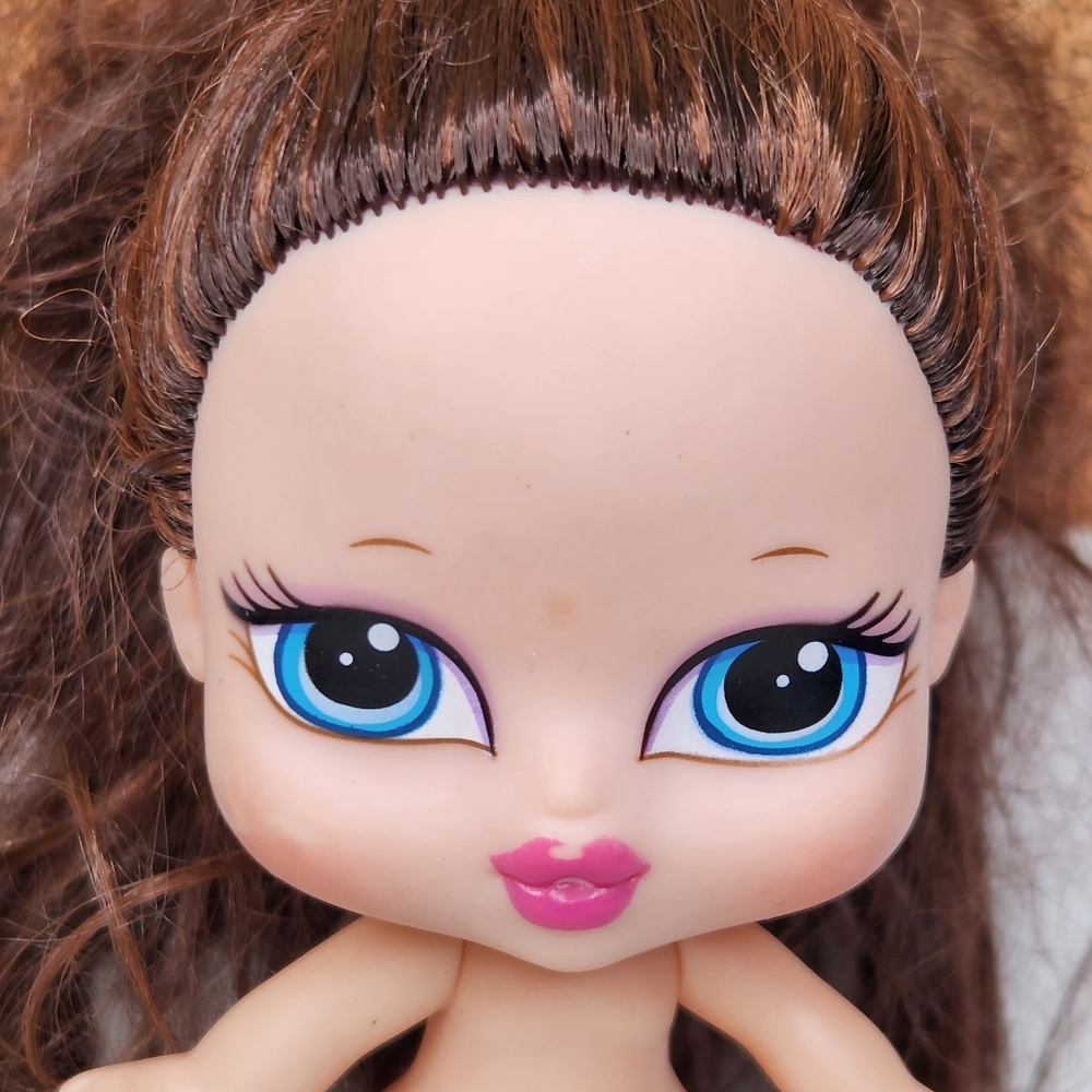 Bratz Babyz Doll - Picture 2 of 5